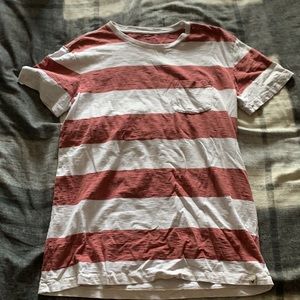 American Eagle tee